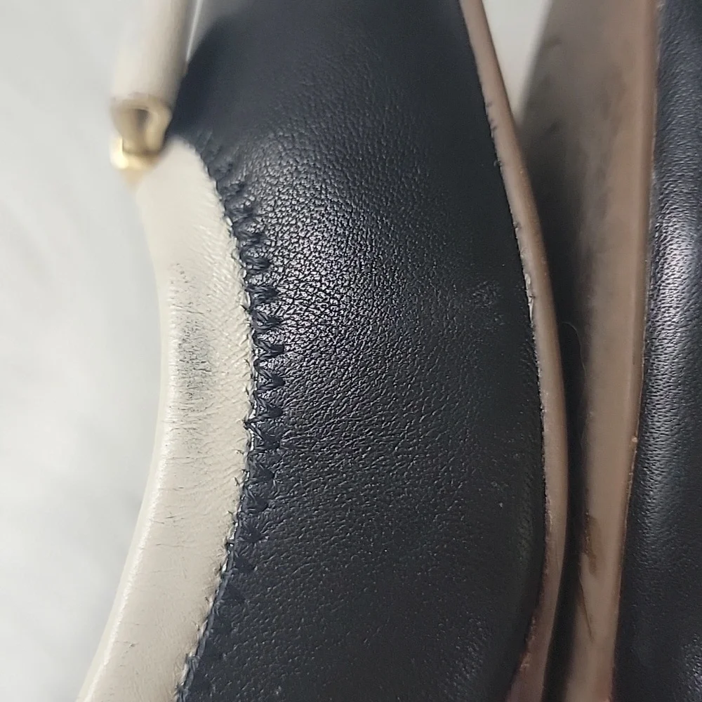 TORY BURCH Navy Blue White Edge Bow Gold Tone Logo Preppy Nautical Wedge Heels 9